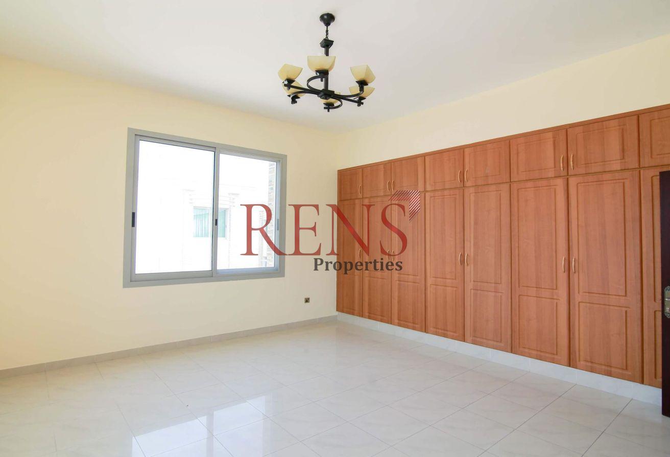 Spacious 5BR Villa | PrivatePool | Quiet Community photo 8