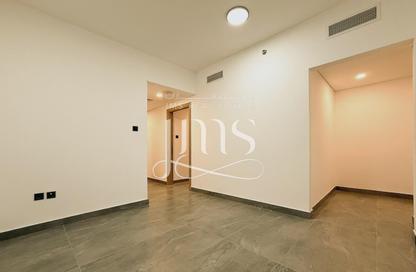 Apartment - 3 Bedrooms - 4 Bathrooms for rent in Riviera Tower - Al Majaz 3 - Al Majaz - Sharjah