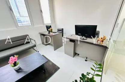 مكتب - غرفة نوم - 1 حمام للايجار في مبنى هوريزون - بورسعيد - ديرة - دبي