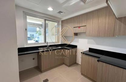 Villa - 3 Bedrooms - 4 Bathrooms for sale in Victoria - Damac Hills 2 - Dubai Villa - 3 Bedrooms - 4 Bathrooms for sale in Victoria - Damac Hills 2 - Dubai