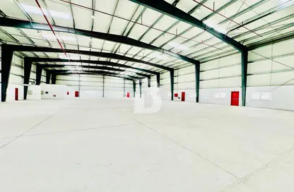 مستودع - استوديو للايجار في طريق عمر بن الخطاب - ديرة - دبي مستودع - استوديو للايجار في طريق عمر بن الخطاب - ديرة - دبي