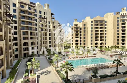 Apartment - 2 Bedrooms - 2 Bathrooms for rent in Al Jazi 3 - Madinat Jumeirah Living - Umm Suqeim - Dubai