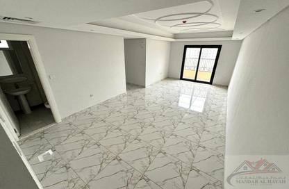 Apartment - 2 Bedrooms - 3 Bathrooms for rent in Muwaileh 29 Building - Muwaileh - Sharjah