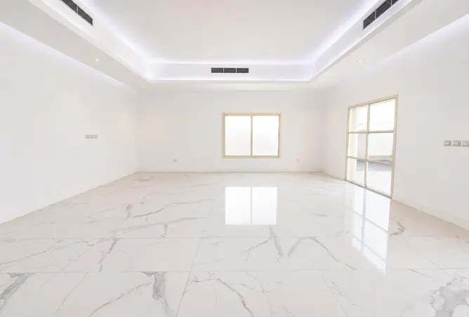 164600318 - Property Image 3
