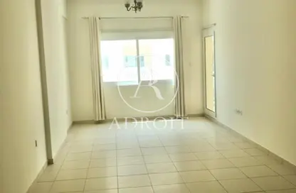Apartment - 1 Bedroom - 2 Bathrooms for sale in Mazaya 28 - Queue Point - Liwan - Dubai Land - Dubai