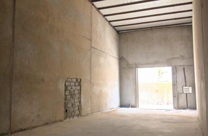 Warehouse - Studio - 1 Bathroom for rent in New industrial area - Ajman Warehouse - Studio - 1 Bathroom for rent in New industrial area - Ajman