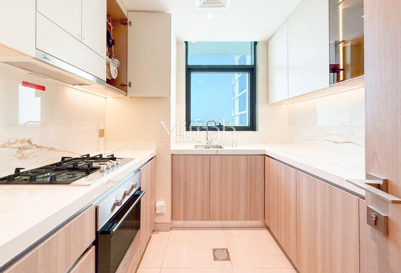 Cozy Look | 1BR Fully Furnished | Vacant photo 9