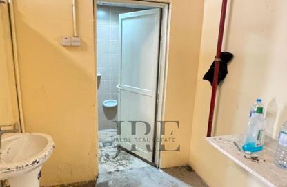 Warehouse - Studio - 1 Bathroom for rent in Industrial Area 12 - Sharjah Industrial Area - Sharjah Warehouse - Studio - 1 Bathroom for rent in Industrial Area 12 - Sharjah Industrial Area - Sharjah