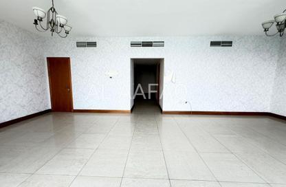Apartment - 3 Bedrooms - 5 Bathrooms for rent in Al Majaz 3 - Al Majaz - Sharjah