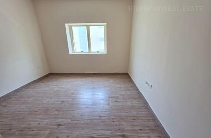 Apartment - 1 Bedroom - 2 Bathrooms for rent in Muwaileh 29 Building - Muwaileh - Sharjah