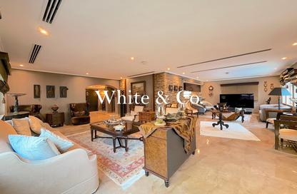 Villa - 3 Bedrooms - 4 Bathrooms for sale in District 7 - Jumeirah Park - Dubai