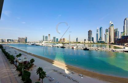 Apartment - 1 Bedroom - 1 Bathroom for rent in Sunrise Bay Podium - Sunrise Bay - EMAAR Beachfront - Dubai Harbour - Dubai
