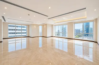 Office Space - Studio - 1 Bathroom for rent in Fairmont Hotel - Sheikh Zayed Road - Dubai