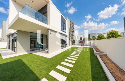 Villa - 5 - 6 for sale in Murooj Al Furjan East - Murooj Al Furjan - Al Furjan - Dubai