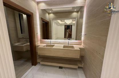 Villa - 6 - 7+ for sale in Al Zaheya Gardens - Al Zahya - Ajman