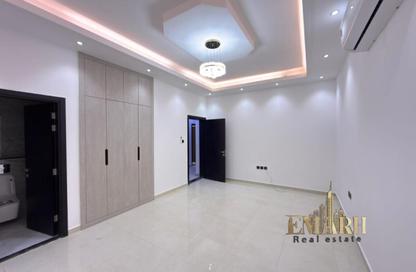 Villa - 5 Bedrooms - 7 Bathrooms for rent in Al Yasmeen - Ajman