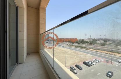 Apartment - 2 Bedrooms - 2 Bathrooms for rent in Al Muntazah - Abu Dhabi