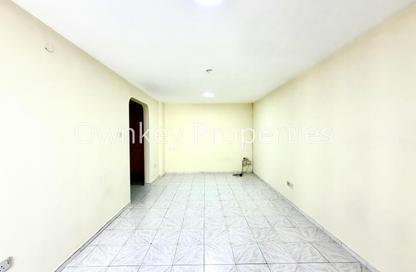 Apartment - 1 - 1 for rent in Mankhool Building - Al Mankhool - Bur Dubai - Dubai