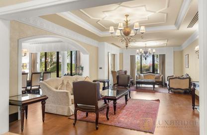 Villa - 5 Bedrooms - 7 Bathrooms for rent in Jumeirah Zabeel Saray - The Crescent - Palm Jumeirah - Dubai