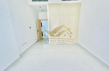 Apartment - 1 Bedroom - 2 Bathrooms for rent in Jumeirah Garden City - Al Satwa - Dubai