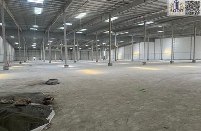 Warehouse - Studio - 4 Bathrooms for rent in Umm Dir - Umm Al Quwain