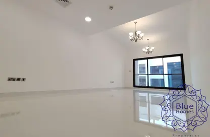 شقة - غرفة نوم - 2 حمامات للايجار في بناية تريو - البرشاء 1 - البرشاء - دبي شقة - غرفة نوم - 2 حمامات للايجار في بناية تريو - البرشاء 1 - البرشاء - دبي