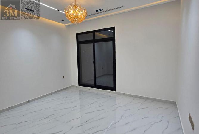 84073842 - Property Image 3