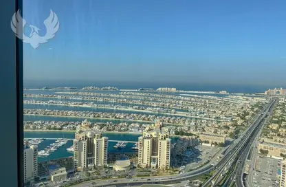 Apartment - 1 Bedroom - 2 Bathrooms for rent in The Palm Tower - Palm Jumeirah - Dubai