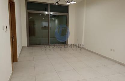 Apartment - 1 Bedroom - 2 Bathrooms for rent in Al Nasr Central Building - Oud Metha - Bur Dubai - Dubai