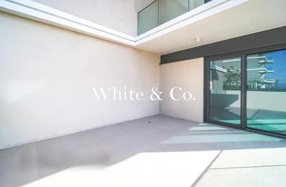Apartment - 2 Bedrooms - 2 Bathrooms for sale in Seagate Building 3 - Seagate - Mina Rashid - Dubai
