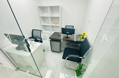 Office Space - Studio - 1 Bathroom for rent in Reem Residency - Al Karama - Dubai