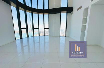 Apartment - 4 - 6 for rent in Burj Mohammed Bin Rashid at WTC - Corniche Road - Abu Dhabi