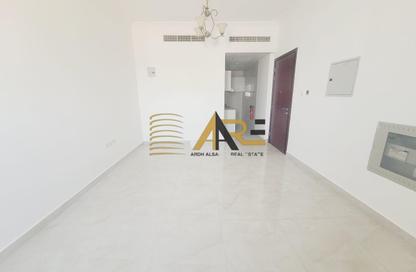 Apartment - Studio - 1 Bathroom for rent in Sarab 2 - Aljada - Sharjah