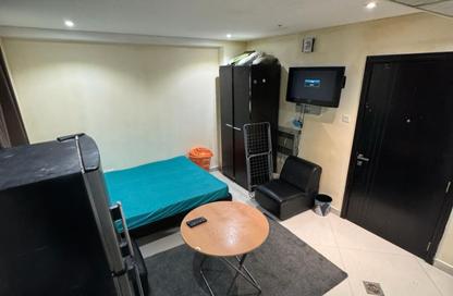 Apartment - Studio - 1 Bathroom for rent in Al Qulaya'ah - Al Sharq - Sharjah Apartment - Studio - 1 Bathroom for rent in Al Qulaya'ah - Al Sharq - Sharjah