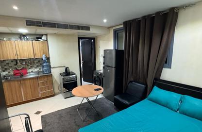 Apartment - Studio - 1 Bathroom for rent in Al Qulaya'ah - Al Sharq - Sharjah Apartment - Studio - 1 Bathroom for rent in Al Qulaya'ah - Al Sharq - Sharjah