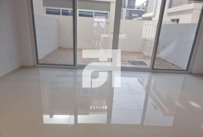 83223206 - الصورة الرئيسية للعقار