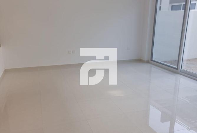 83223206 - صورة العقار 2