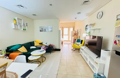 Apartment - Studio - 1 Bathroom for rent in Venetian - Canal Residence - Dubai Sports City - Dubai