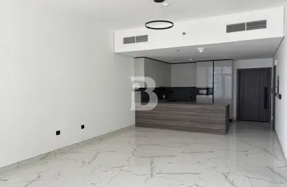 شقة - غرفة نوم - 2 حمامات للايجار في رويال ريجينسي - الخليج التجاري - دبي