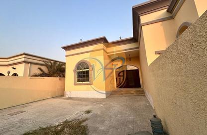 Villa - 2 Bedrooms - 2 Bathrooms for rent in Khuzam - Ras Al Khaimah