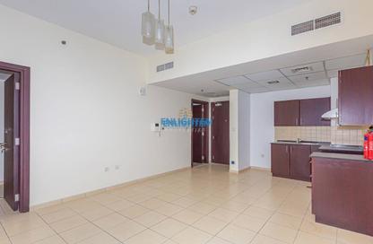 Apartment - 1 - 2 for rent in Autumn 2 - Autumn - Seasons Community - District 15 - Jumeirah Village Circle - Dubai