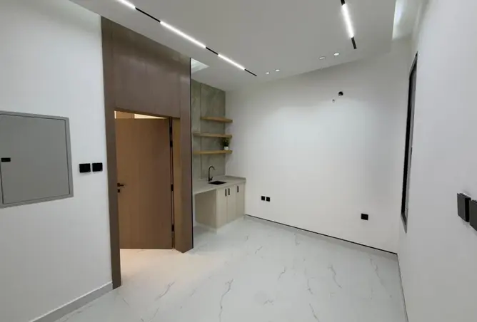 165592783 - Property Image 3