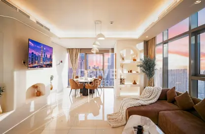 شقة - 2 غرف نوم - 3 حمامات للايجار في فندق ومساكن برج باراماونت - الخليج التجاري - دبي