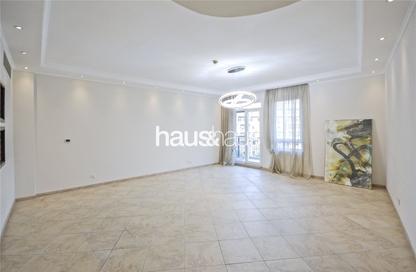 Apartment - 3 Bedrooms - 4 Bathrooms for rent in Dickens Circus 2 - Dickens Circus - Motor City - Dubai