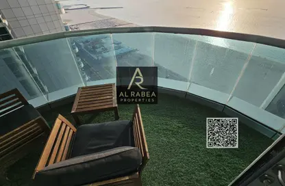 Apartment - 2 Bedrooms - 3 Bathrooms for rent in Corniche Tower - Ajman Corniche Road - Ajman