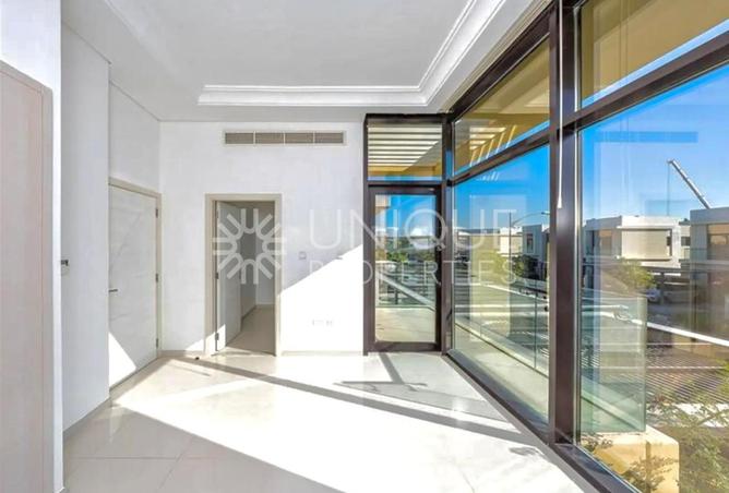 104680744 - Property Image 2