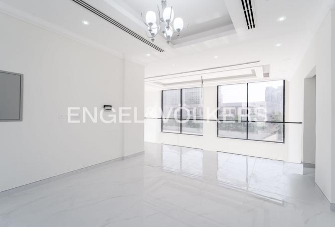 127007274 - Property Image 3