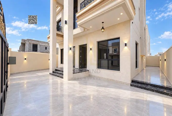 165050322 - Property Image 3