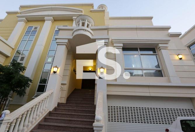 81114860 - Property Image 2