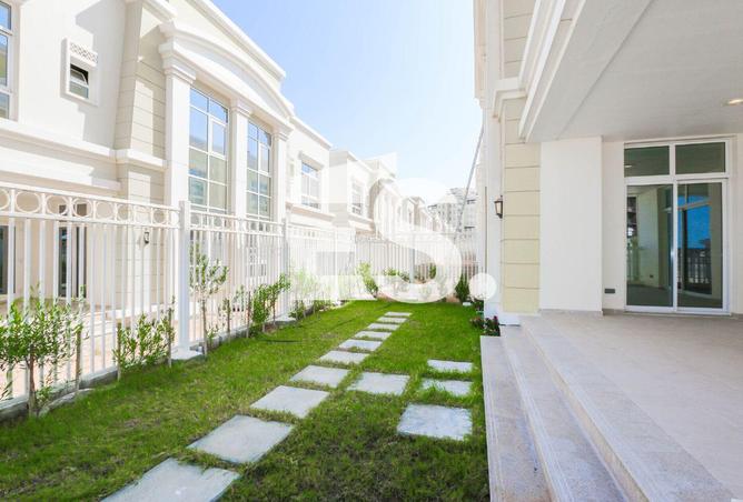 81114860 - Property Main Image